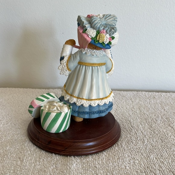 Bear figurines - Picture 2 of 5